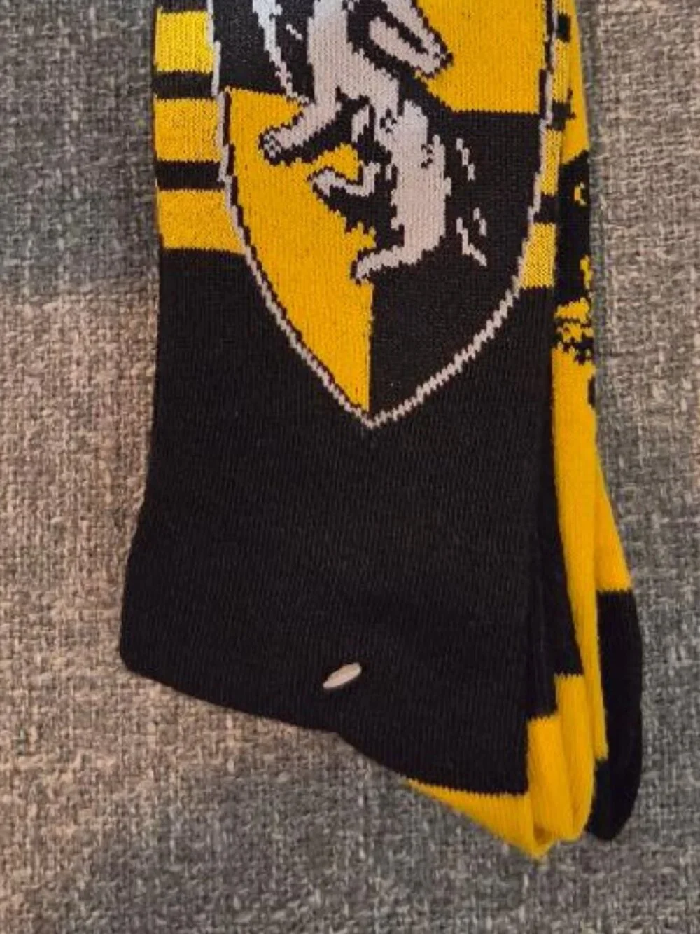 Harry Potter Hufflepuff House Crest Crew 2-pair Pack of Men's Socks